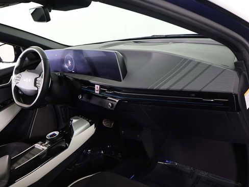 Used 2024 Kia EV6 GT-Line image 33