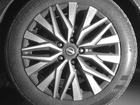 Used 2025 Nissan Altima 2.5 SV image 14