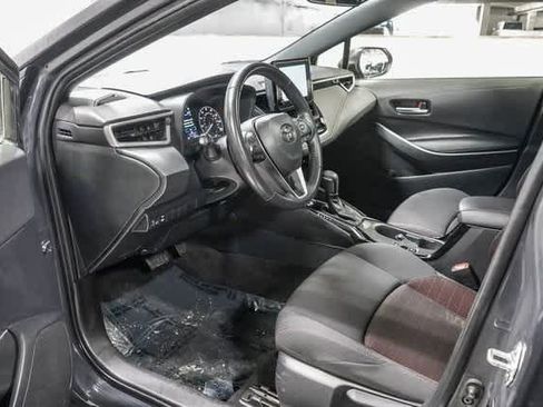 Certified 2024 Toyota Corolla SE image 18