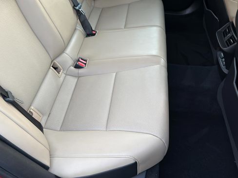 Used 2021 Lexus ES 350 ES 350 Sedan 4D image 31