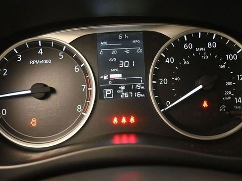 Used 2023 Nissan Kicks S FWD image 25