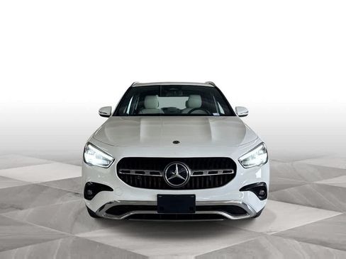 Used 2025 Mercedes-Benz GLA 250 4MATIC image 3