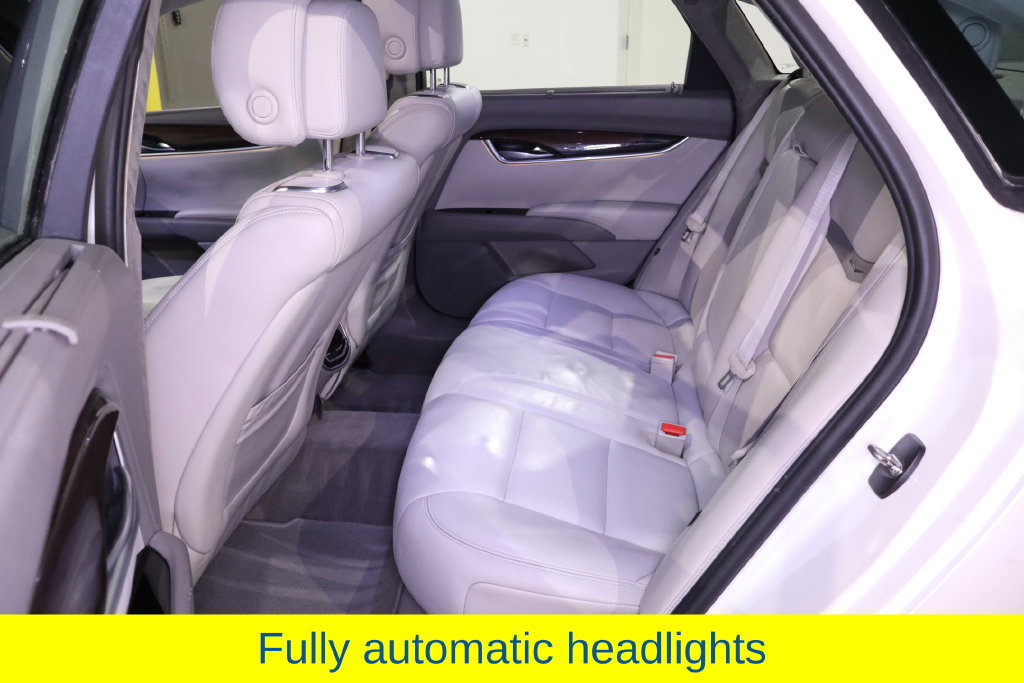 Used 2013 Cadillac XTS Platinum FWD image 31