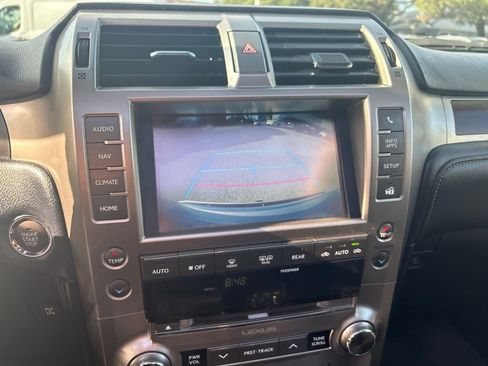 Used 2018 Lexus GX 460 Premium w/ Premium Package AWD/4WD image 15