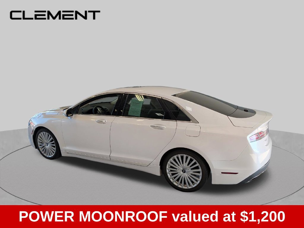 Used 2017 Lincoln MKZ Reserve FWD image 3
