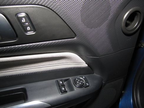 Used 2024 Ford Mustang Coupe image 11