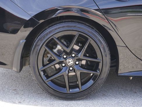 Used 2023 Honda Civic Sport image 12