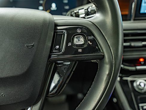 Used 2022 Lincoln Corsair Reserve FWD image 22