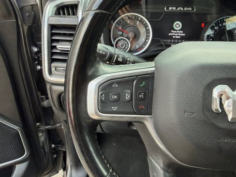 Used 2022 RAM 1500 Laramie AWD/4WD image 15