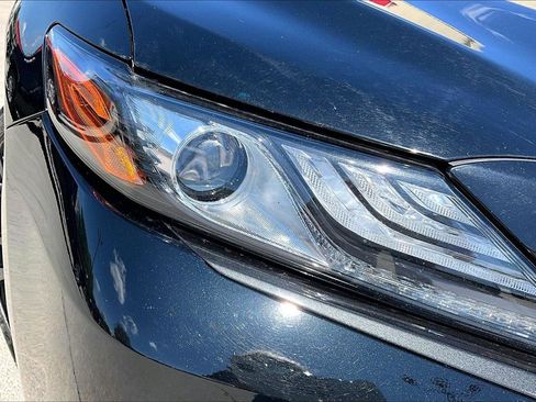 Used 2023 Toyota Camry XSE FWD image 32