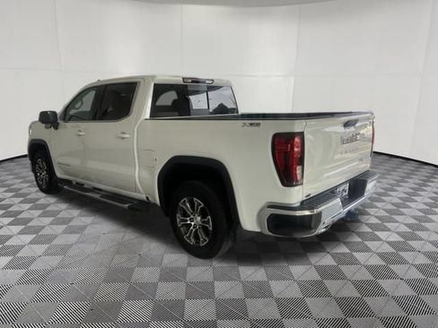 Used 2024 GMC Sierra 1500 SLE w/ Preferred Package AWD/4WD image 7