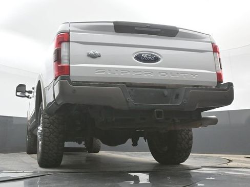 Used 2019 Ford F250 King Ranch w/ King Ranch Ultimate Package AWD/4WD image 32