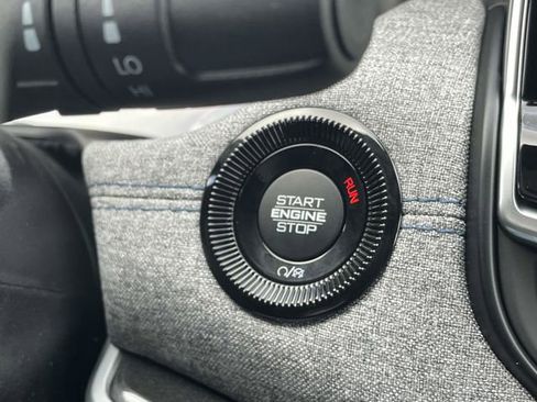 New 2025 Jeep Compass Sport image 24