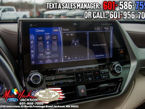 Used 2021 Toyota Highlander Platinum image 19