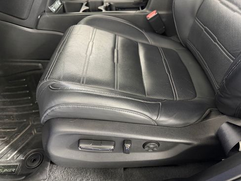 Used 2021 Honda CR-V EX-L image 11