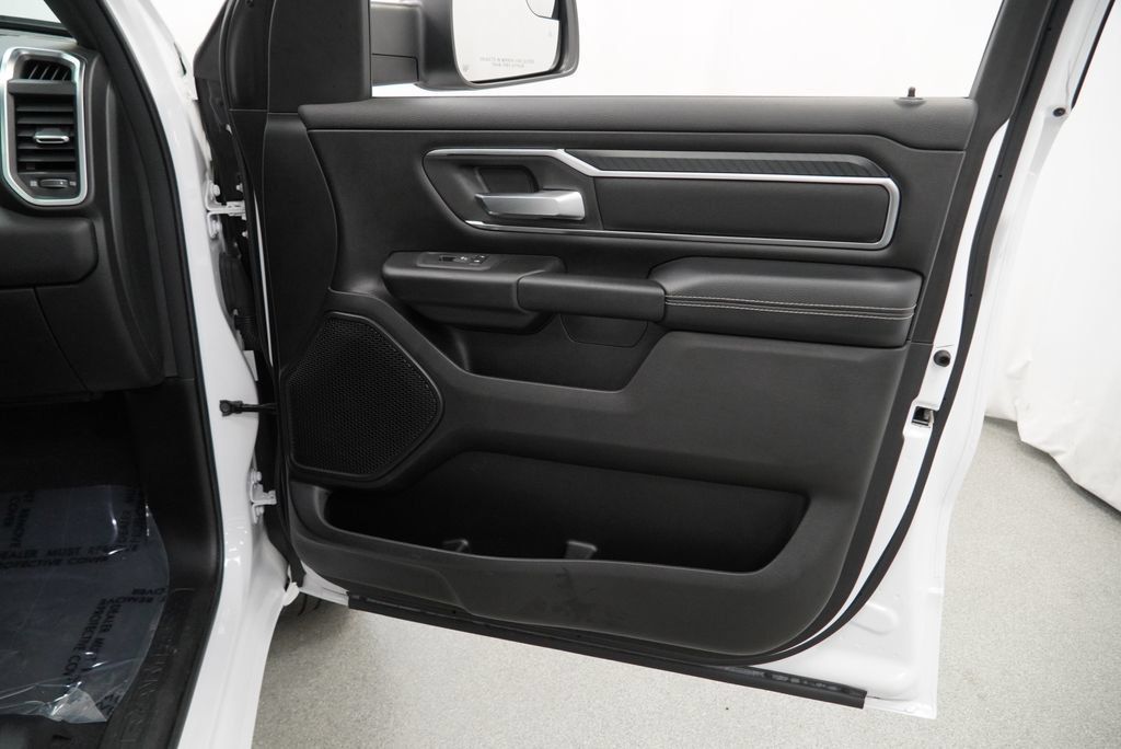 Used 2025 RAM 1500 Big Horn AWD/4WD image 41