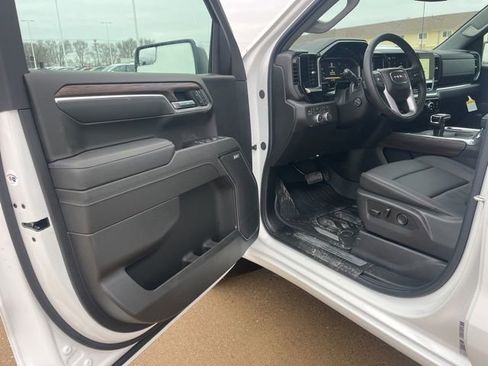 New 2026 GMC Sierra 1500 SLT w/ SLT Convenience Package AWD/4WD image 10