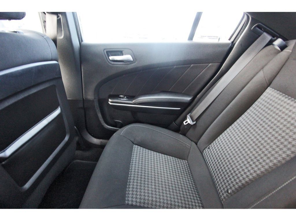Used 2022 Dodge Charger Scat Pack RWD image 12