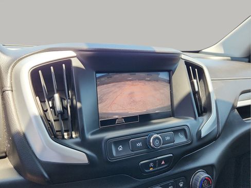Used 2022 GMC Terrain SLE w/ Driver Convenience Package FWD image 16
