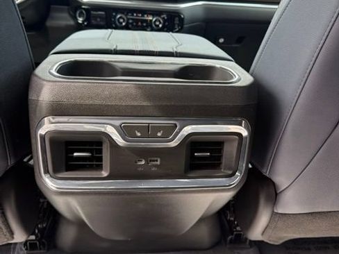 Used 2024 Chevrolet Silverado 1500 High Country w/ Technology Package AWD/4WD image 14