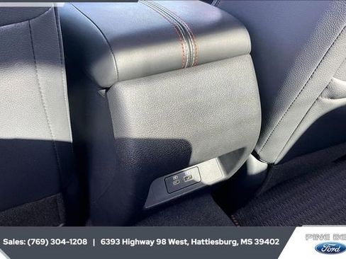 Used 2023 Nissan Altima 2.5 SR w/ SR Premium Package image 23