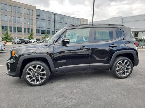 Used 2022 Jeep Renegade Limited w/ Sun, Sound & Wheels Group AWD/4WD image 5