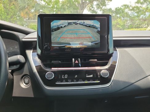 Used 2025 Toyota Corolla LE w/ Convenience Package FWD image 27