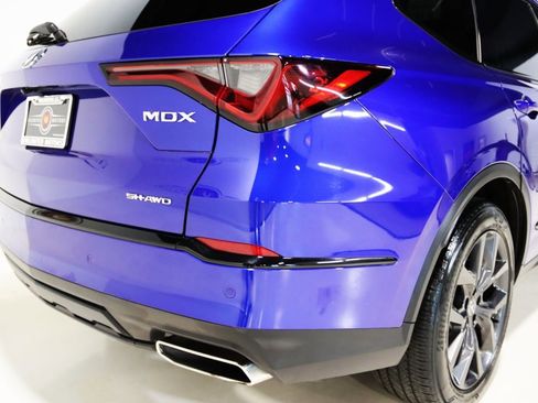 Used 2023 Acura MDX A-Spec image 9