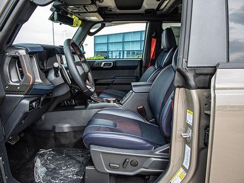New 2026 Ford Bronco Raptor w/ Interior Carbon Fiber Pack AWD/4WD image 15