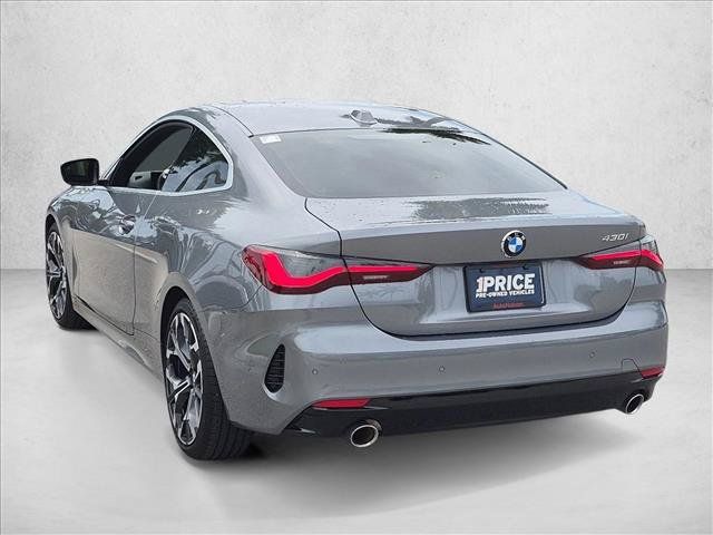 Used 2025 BMW 430i Coupe w/ Convenience Package RWD image 8