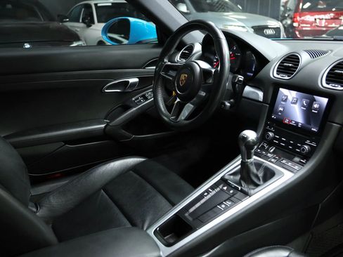 Used 2018 Porsche 718 Cayman S image 35
