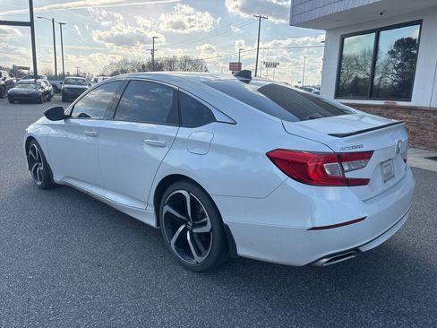 Used 2022 Honda Accord Sport image 6