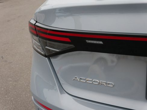 Certified 2025 Honda Accord EX-L image 17