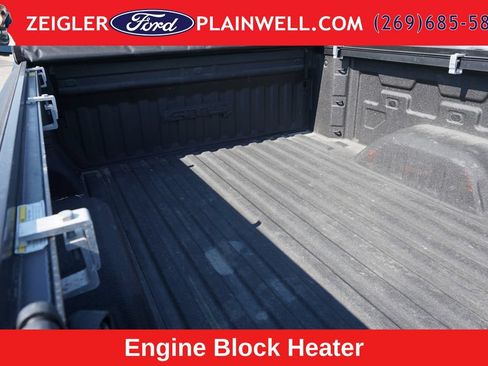 Used 2022 GMC Sierra 1500 AT4 AWD/4WD image 10