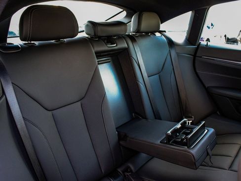 Used 2024 BMW i4 xDrive40i image 40