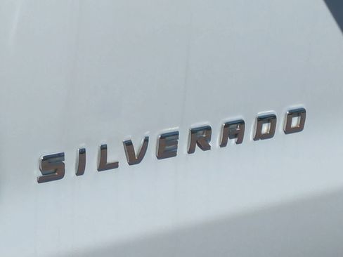 Used 2018 Chevrolet Silverado 1500 W/T w/ Trailering Package AWD/4WD image 13