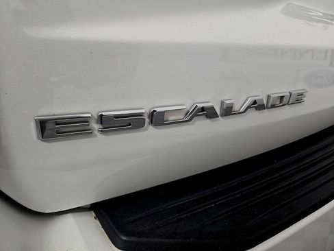 Used 2023 Cadillac Escalade Premium Luxury Platinum AWD/4WD image 35