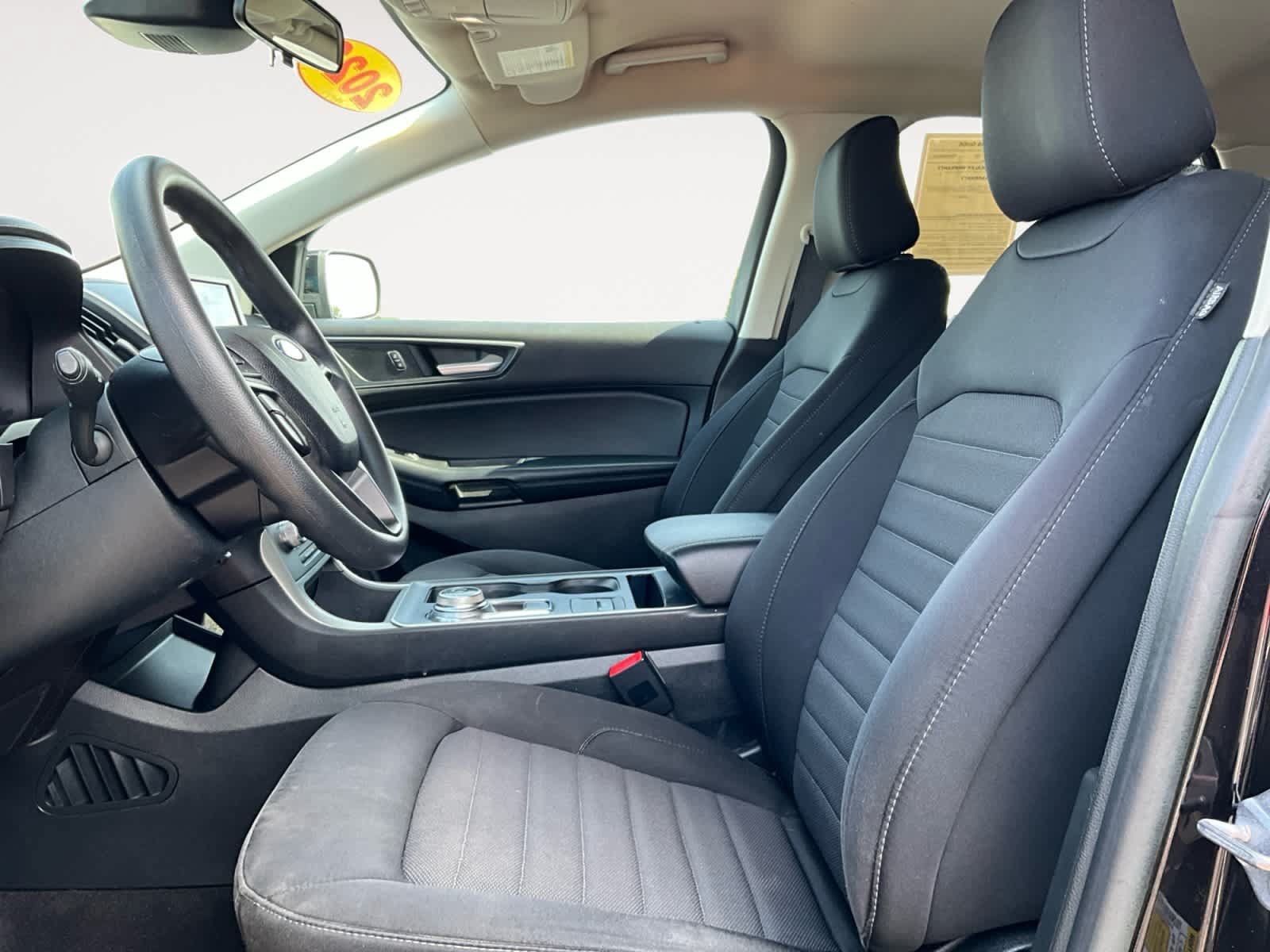 Used 2022 Ford Edge SE w/ Black Appearance Package AWD/4WD image 9