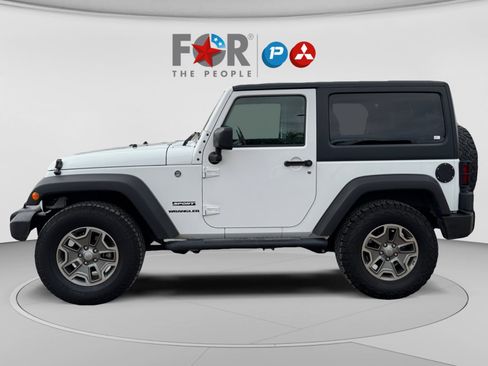 Used 2017 Jeep Wrangler Sport w/ Quick Order Package 24S AWD/4WD image 2