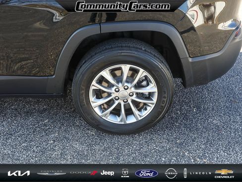 Used 2022 Jeep Cherokee Latitude Lux image 4