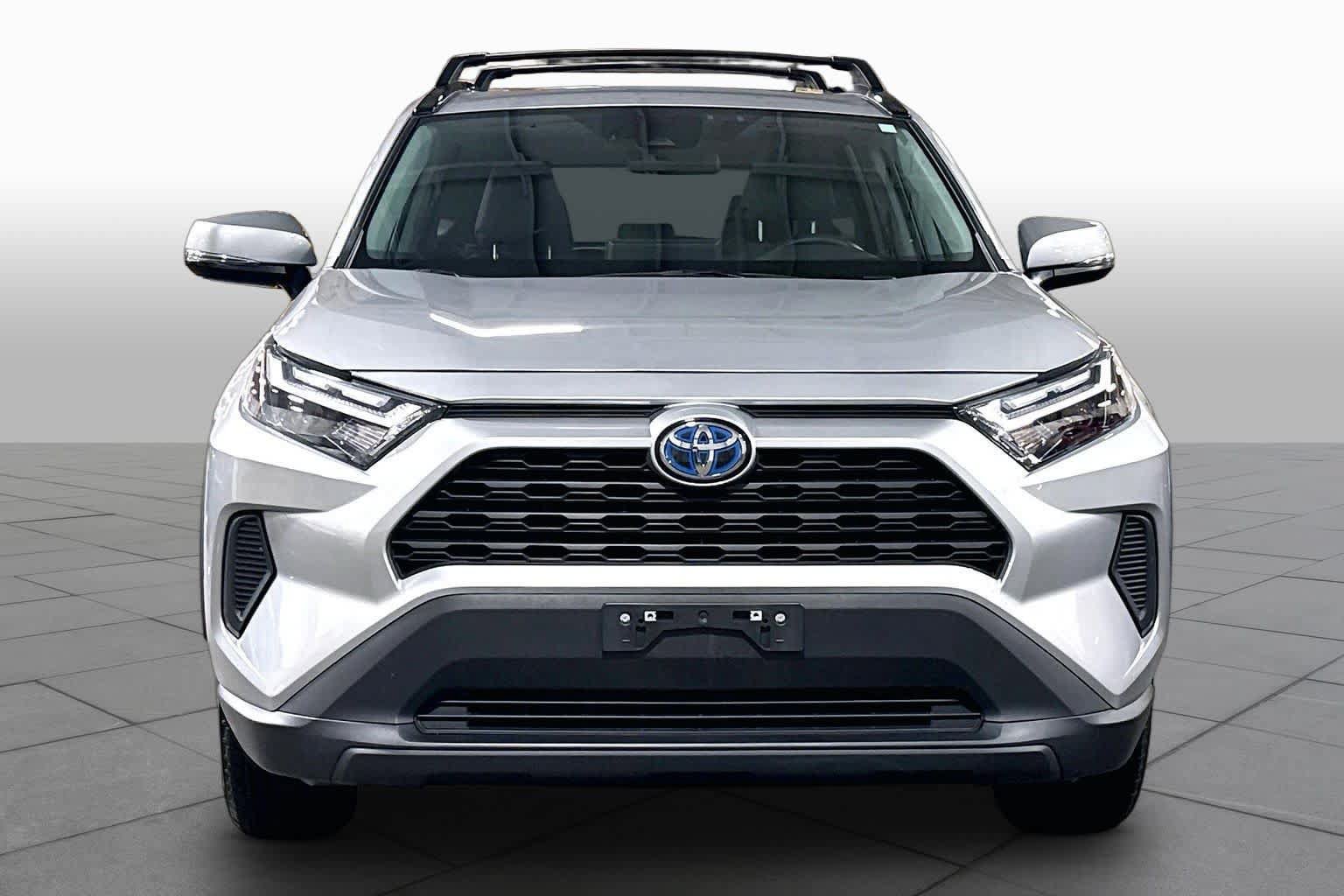 Certified 2024 Toyota RAV4 XLE w/ Convenience Package AWD/4WD image 4