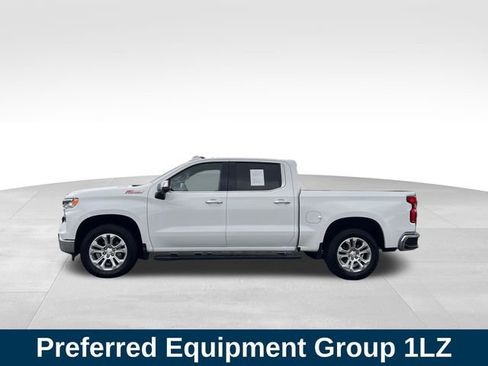 Used 2022 Chevrolet Silverado 1500 LTZ w/ Z71 Off-Road Package AWD/4WD image 2