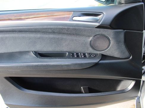 Used 2013 BMW X5 xDrive35i image 11