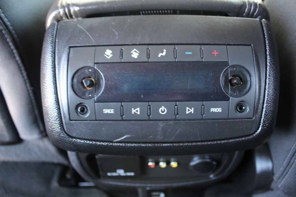 Used 2016 Chevrolet Traverse LT w/ Traveler's Package AWD/4WD image 29