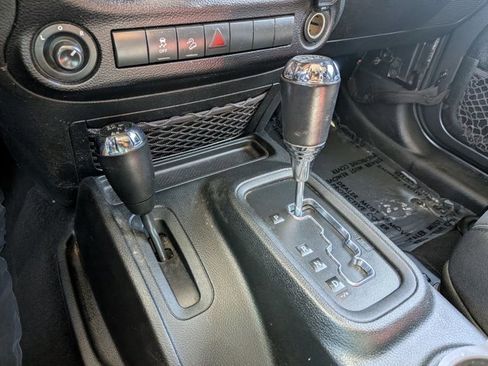 Used 2017 Jeep Wrangler Unlimited Sport w/ Power Convenience Group image 14