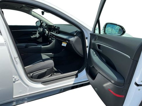 New 2026 Hyundai Sonata SEL FWD image 7