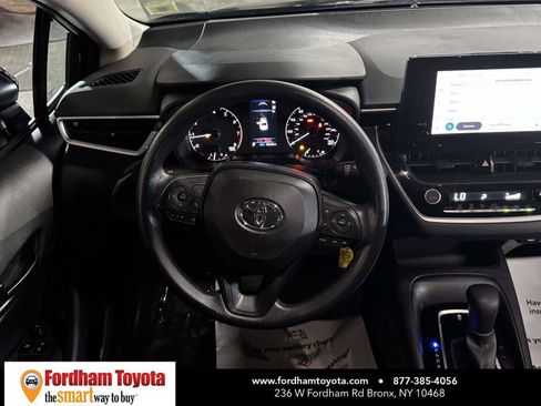 Used 2024 Toyota Corolla LE FWD image 14