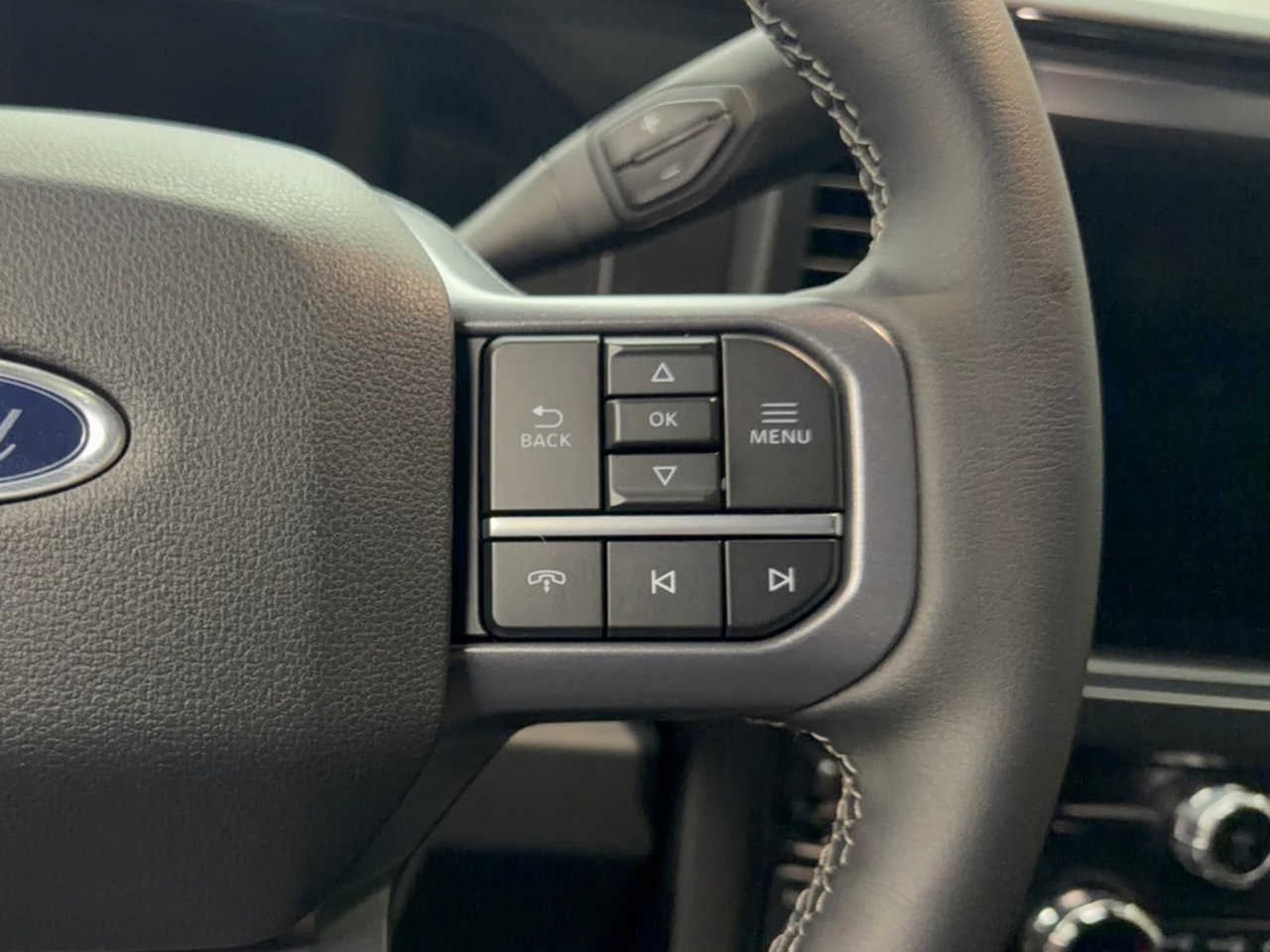 Used 2026 Ford F250 Lariat w/ Tremor Off-Road Package AWD/4WD image 19