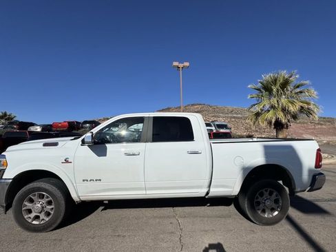 Used 2022 RAM 2500 Laramie image 2