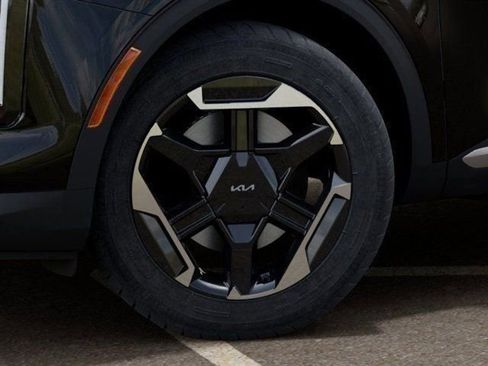New 2026 Kia Sportage S AWD/4WD image 9